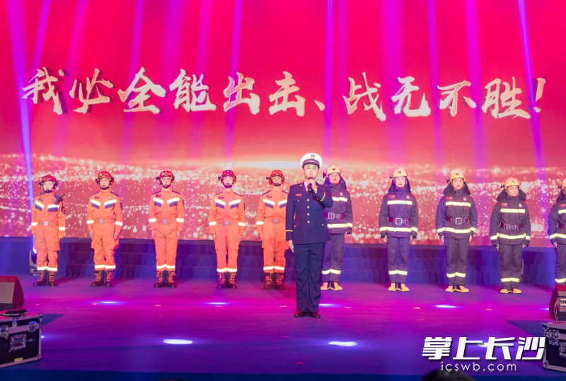3月2日，望城区举行“新时代 新雷锋——我们都是追‘锋’人”沉浸式舞台剧展演活动。均为长沙晚报通讯员 汤淑 供图