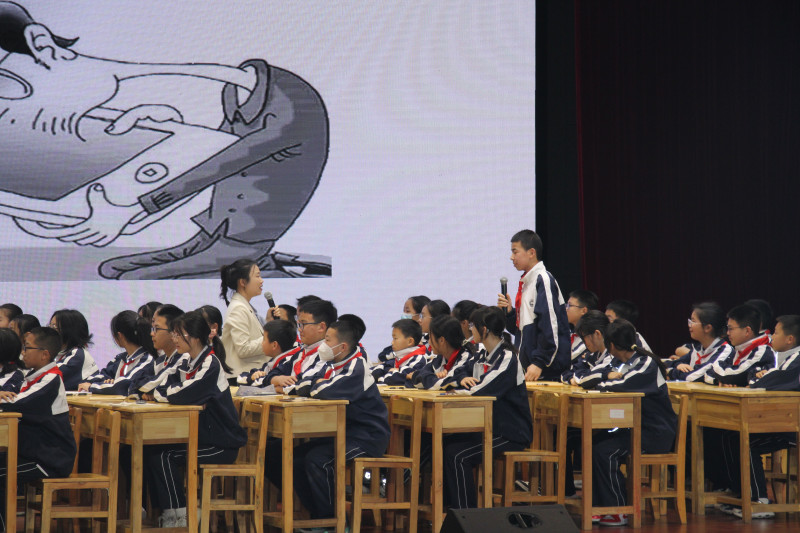 三位来自不同学校的心理老师还进行了精彩的课例展示。长沙晚报通讯员 樊庆 摄