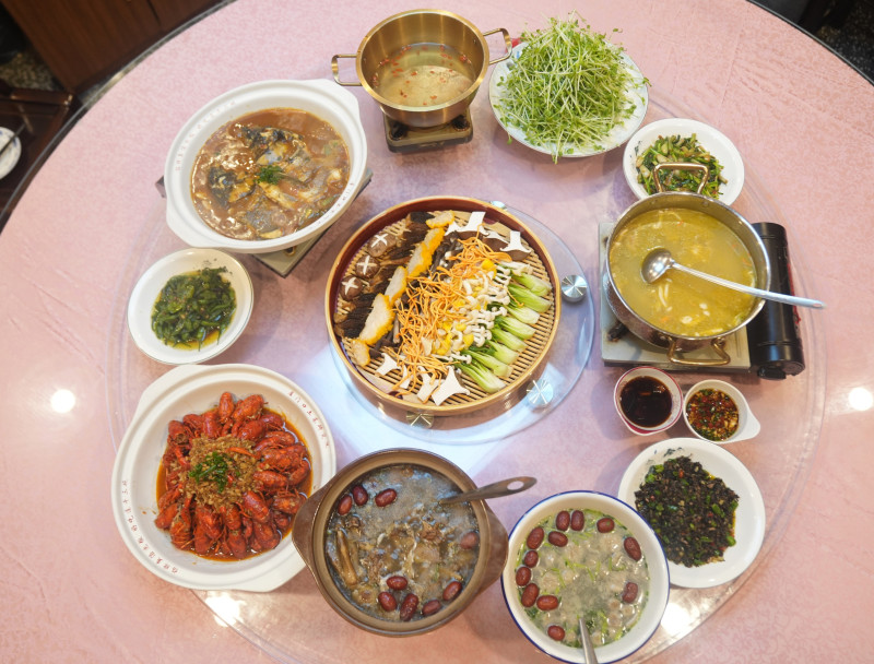 具有浓郁地域特色的“湘阴湘菜”。