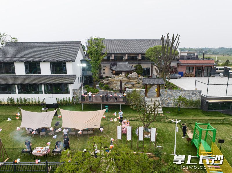 到茶亭镇海棠湾沐溪庄园来一场诗意的邂逅。长沙晚报全媒体记者 邹麟 摄