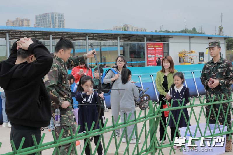 社区居民体验研学实践项目。