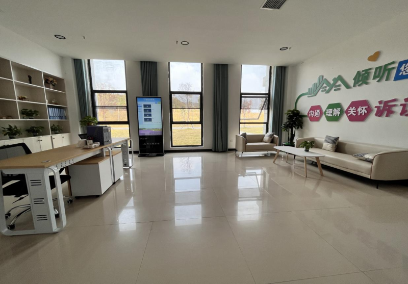 为更好地提升“立德树人”实效，长沙卫生职业学院积极搭建各类“微阵地”。