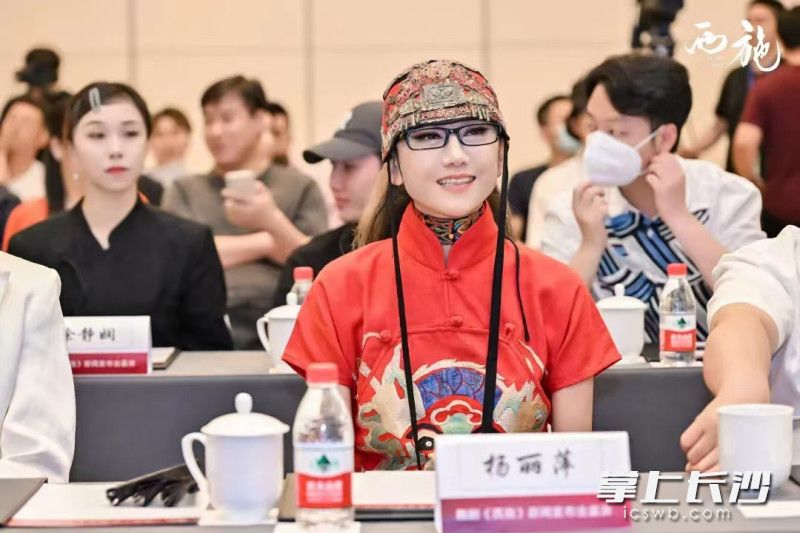 《西施》艺术总指导杨丽萍 《西施》艺术总指导杨丽萍