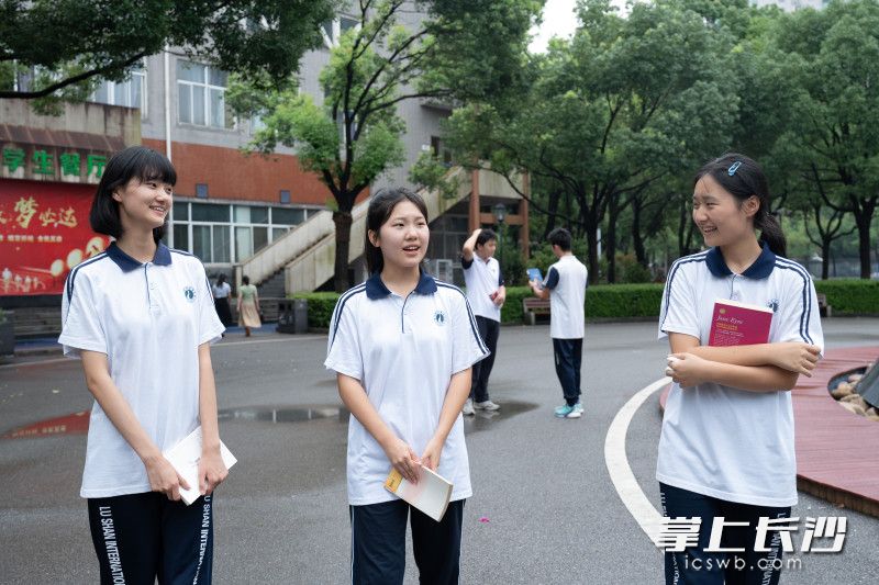 麓山国际十分重视创新人才的培养。邹麟 摄