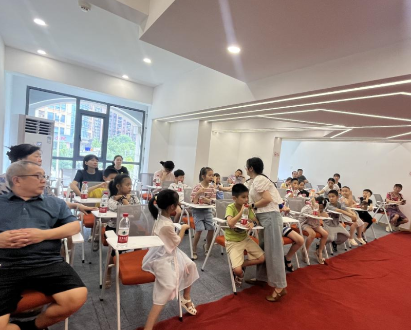 现场提问抢答环节。 均为社区供图