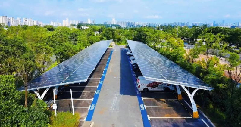 潇湘北路物流光储充示范站。受访者供图