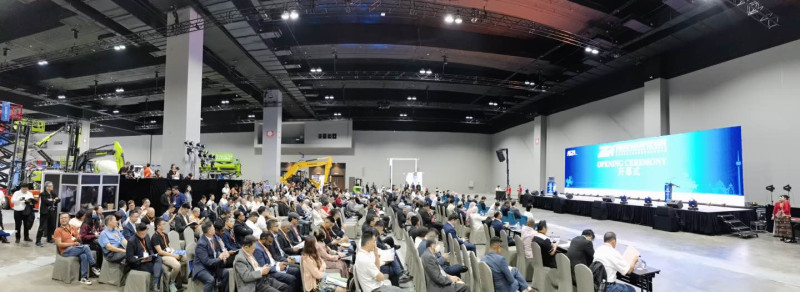 第三届湖南装备与制造走进东盟投资博览会暨2024长沙国际工程机械展览会东南亚分展开幕。均为受访者供图
