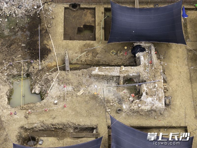 8月28日，坡子街原财贸医院考古工地。长沙晚报全媒体记者 郭雨滴 摄