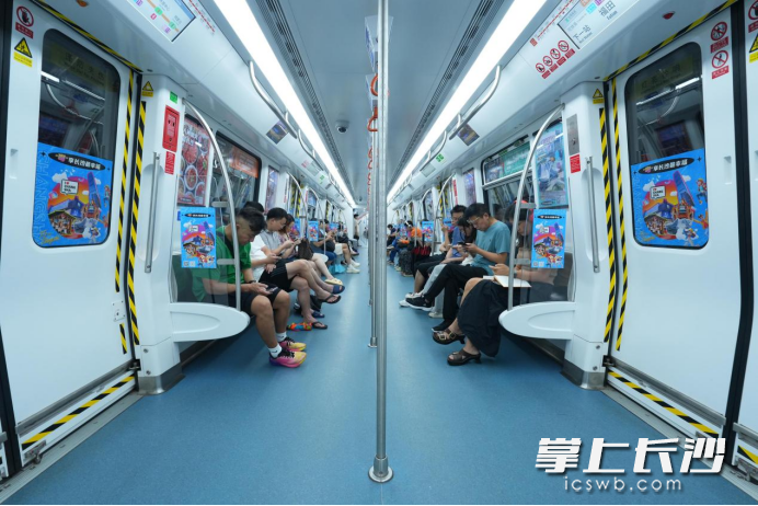 长沙文旅走进深圳地铁。