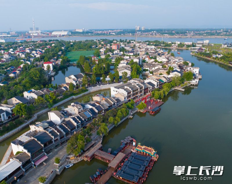 靖港古镇宁静悠然、诗情画意，它不只是一处风景，更是老长沙人心中那段温暖而美好的回忆。