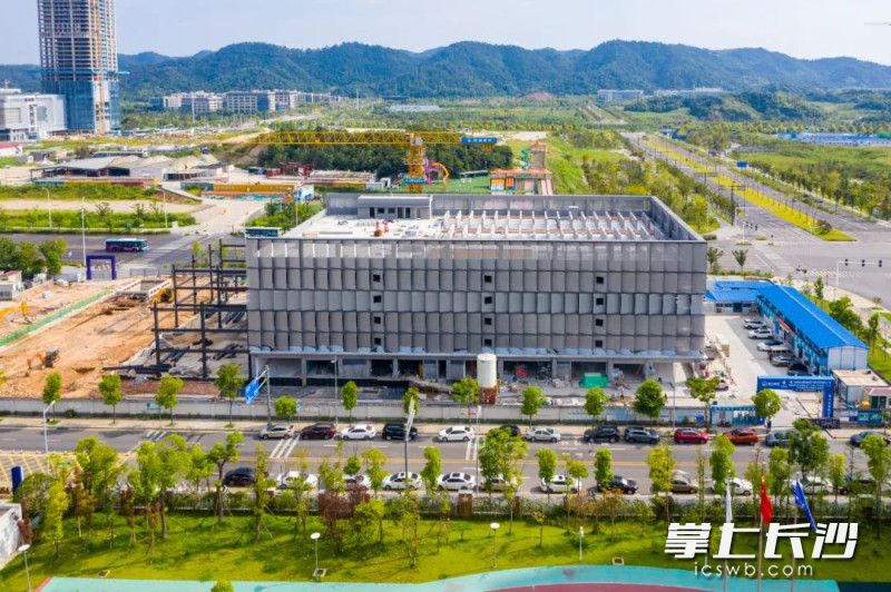 梅溪湖D区能源站及金菊路停车场项目施工迎新进展。长沙晚报全媒体记者 匡小娟 供图