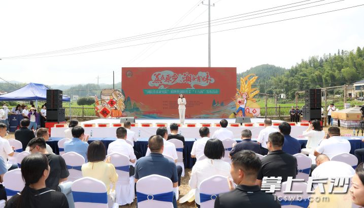 活动现场。 活动现场。