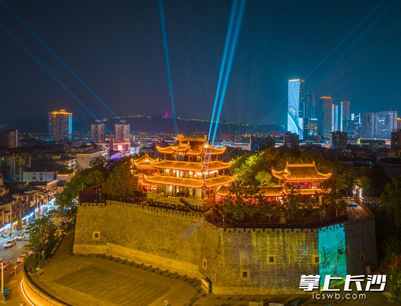 天心阁光影公园将于明日起开始试运营，10月1日正式开园。 均为长沙晚报全媒体记者 邹麟 王志伟 摄影报道