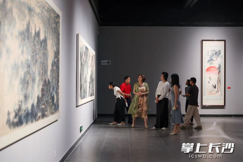 市民观展。
