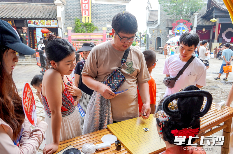非遗集市。