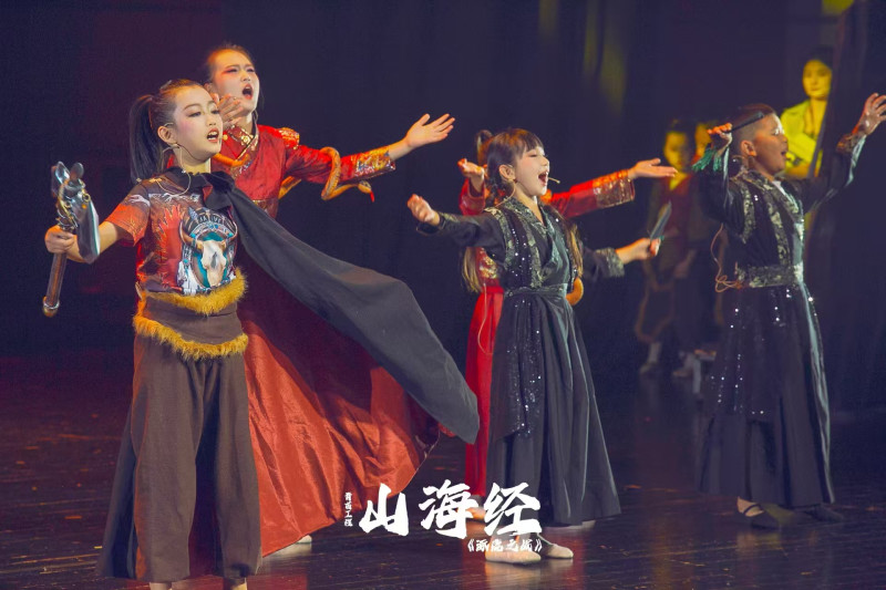 小演员们在演出中表情丰富。均为长沙晚报通讯员供图