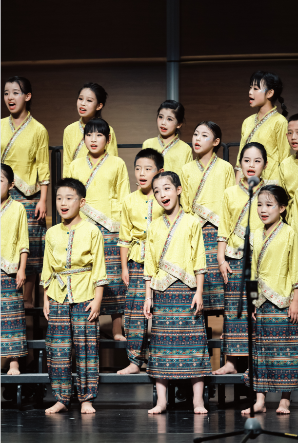 砂子塘小学白鸽合唱团演绎了《Orde-e》和《朔雪》。照片由雨花区教育局提供
