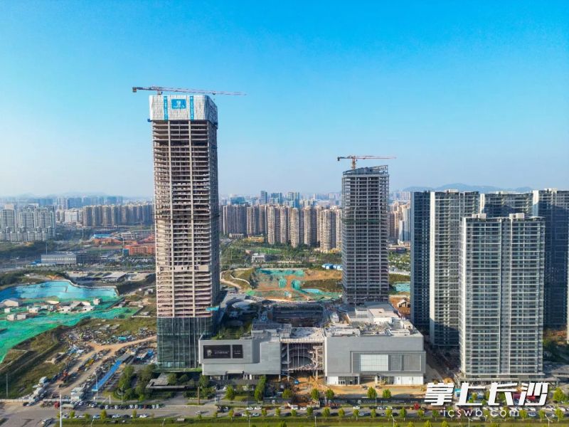 招商花园城将建成梅溪湖中轴上的大型购物中心。