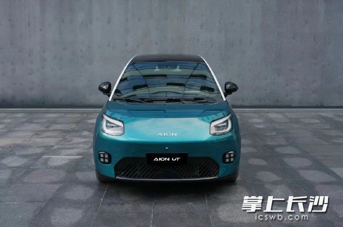 广汽埃安正式发布了旗下全新电动车——埃安UT的官图，抢占10万元级市场。 均为企业供图