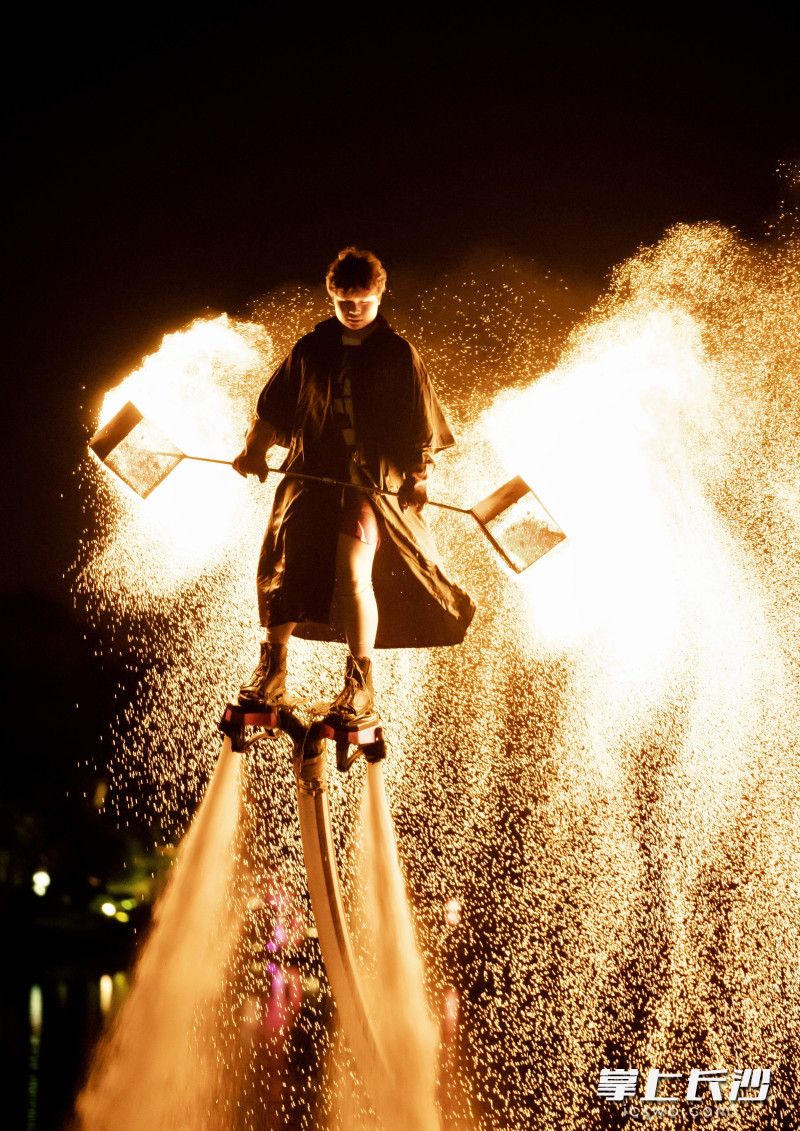 火壶表演为国家级非物质文化遗产。