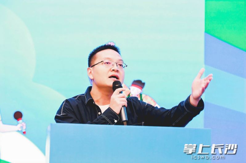 开福推介官热情推介开福区产业特色和人才政策。 均为长沙晚报通讯员陈清宇供图