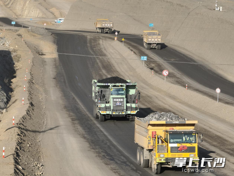 希迪智驾的吉郎德露天煤矿项目通过中级智能化验收。均为企业供图 希迪智驾的吉郎德露天煤矿项目通过中级智能化验收。均为企业供图