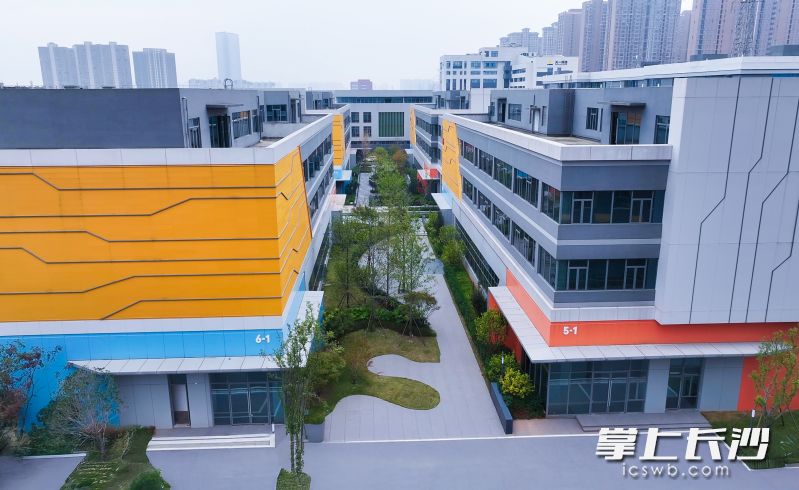 长沙中电智造园。
