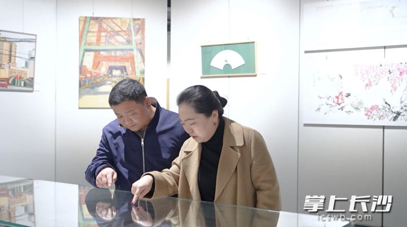 本次展览将持续至11月27日,感兴趣的职工和市民朋友可以前往长沙市图书馆免费观展。 本次展览将持续至11月27日,感兴趣的职工和市民朋友可以前往长沙市图书馆免费观展。