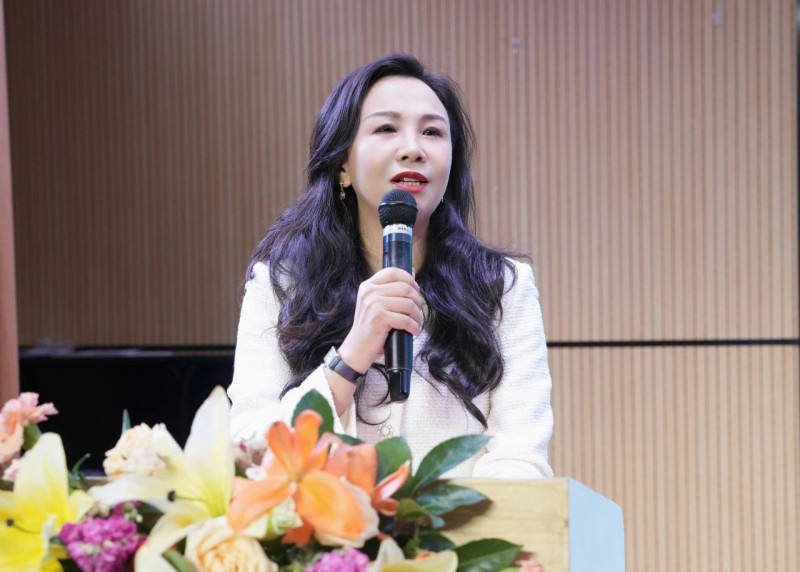 长沙市实验小学党总支书记王云霞介绍项目启动初衷。