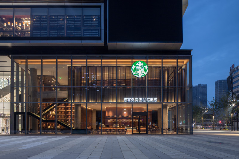 星巴克臻选IFS国金中心店。 均为资料图