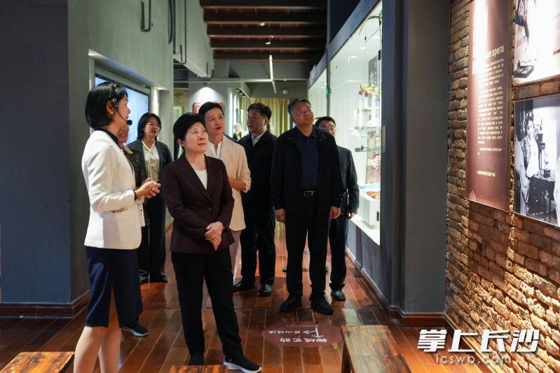 海口市骑楼老街考察现场。