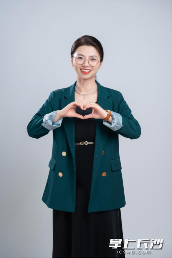 长沙市东雅中学教师文国香