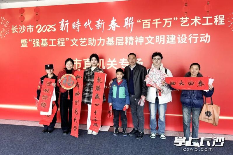 春联展示。 均为长沙晚报通讯员刘柯摄