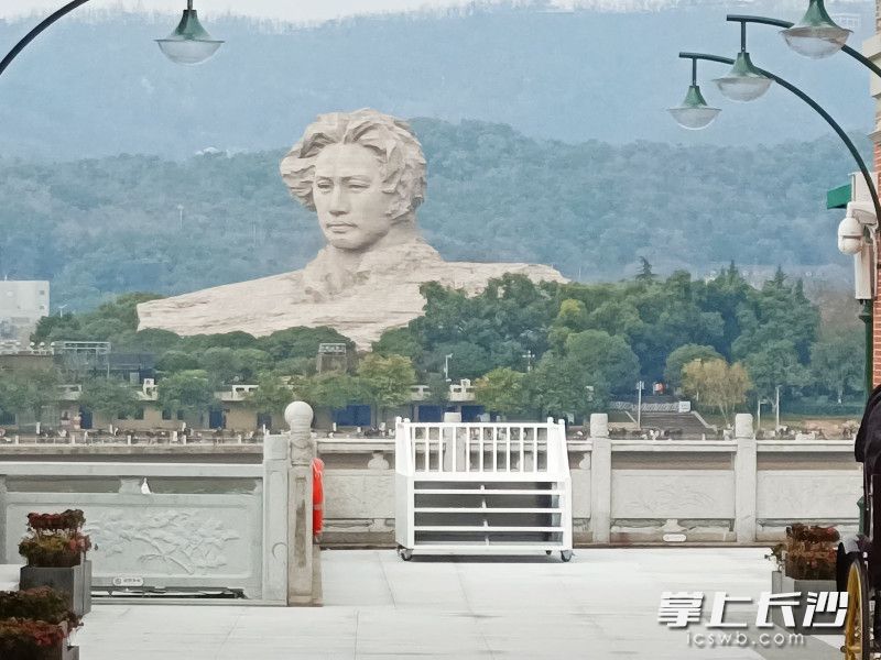 “最出片机位”已准备就绪。