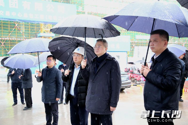 2月20日，副市长、市现代物流产业链链长康镇麟实地调研长沙市现代物流产业链重点项目。长沙晚报全媒体记者 刘捷萍 摄
