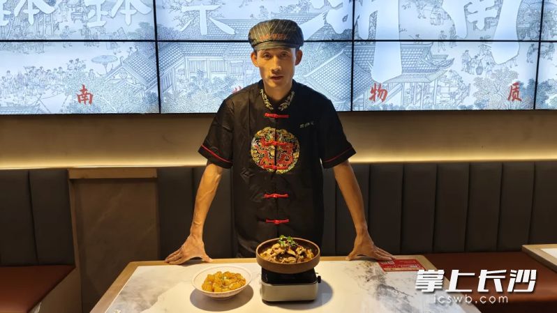 谭奇能烧得一手好菜。除署名外均为受访者供图