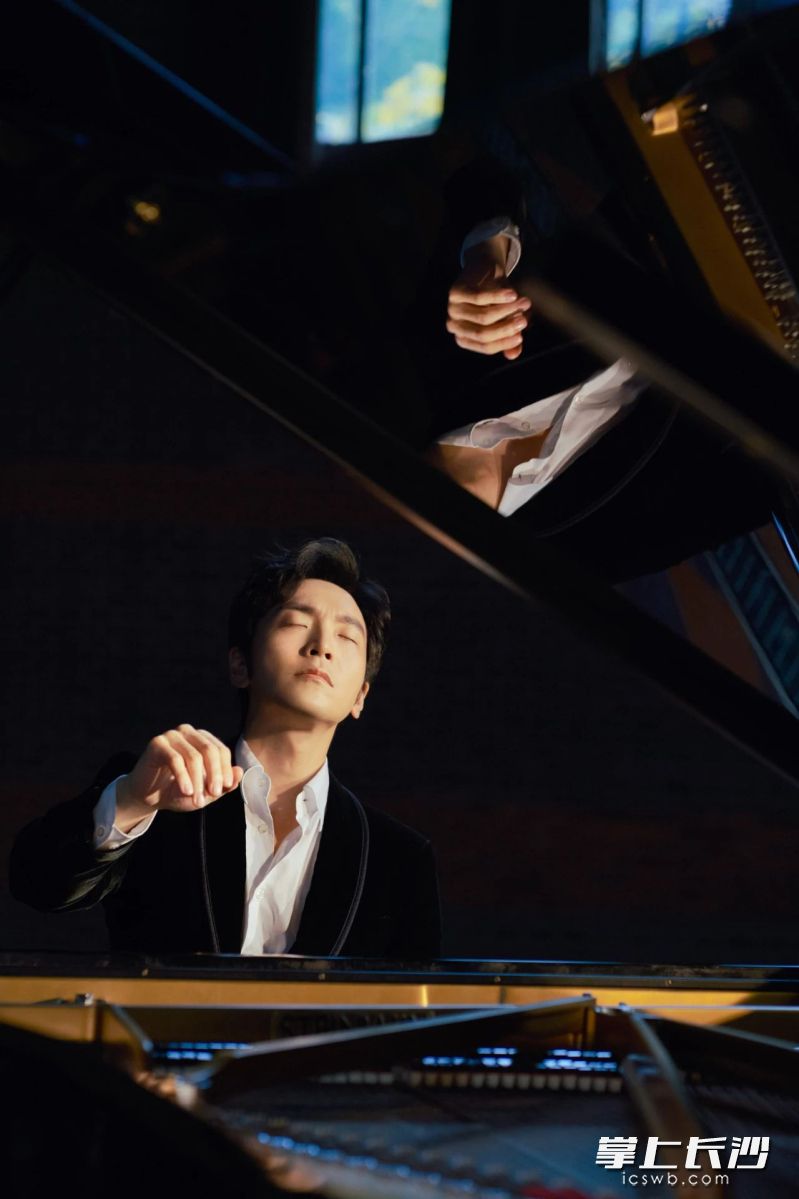 国际钢琴艺术家吴牧野演出照。长沙音乐厅 供图