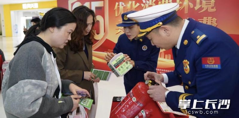 科普市集现场。