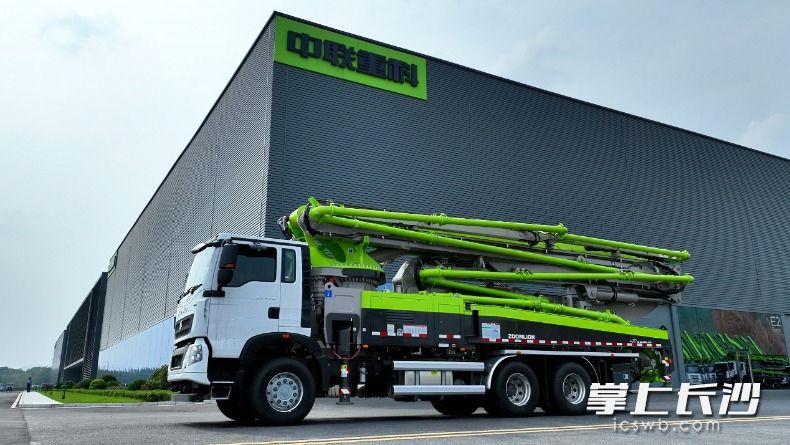 中联重科即将亮相德国宝马展的混凝土泵车。均为受访者 供图