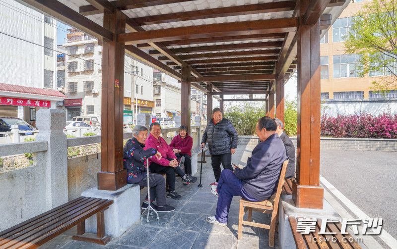 如今的百川里片区，满眼皆风景，处处可休闲。