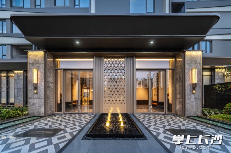 目前，毛坯产品再次成为市场上的主要供应类型。