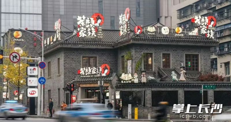 茶颜家族品牌门店总数已突破千家。