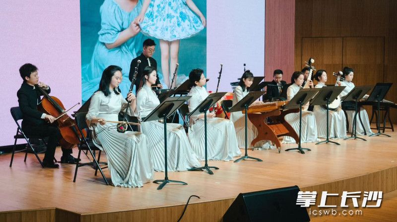 音乐会现场。