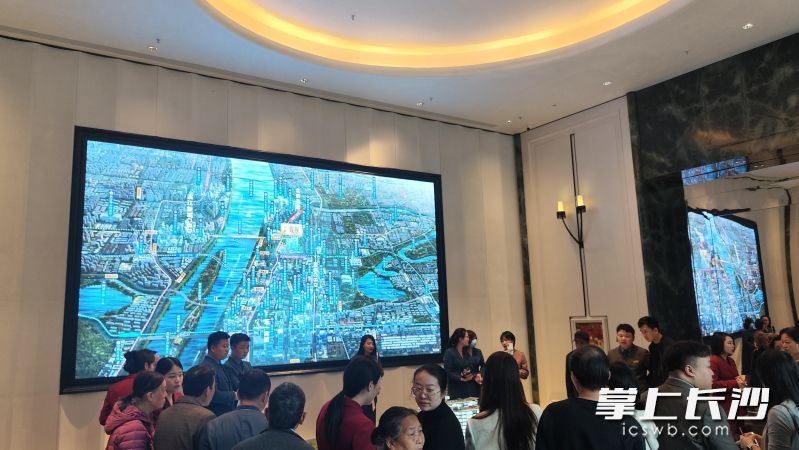 “0公摊”的新规户型等产品特别受市场青睐。