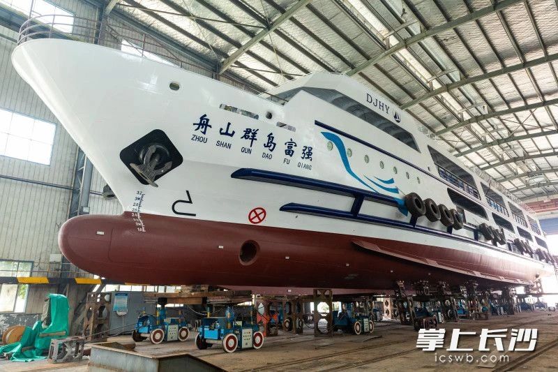 湖南湘船重工有限公司船体车间。董阳 摄