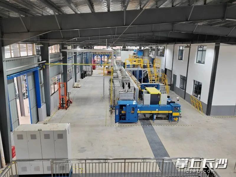 湖南钠邦建成千吨级钠电正极材料中试生产线。图片来源于长沙晚报网