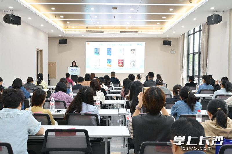“雨工阅读HUI”（第二季）主题阅读活动举行。 均为 通讯员 易彬 摄