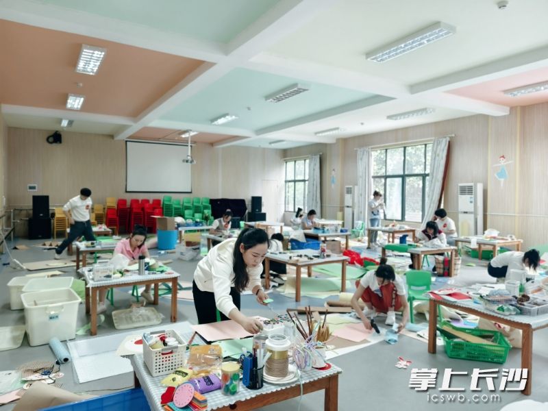 全方位考核了教师们的综合素养、专业能力与教育智慧。