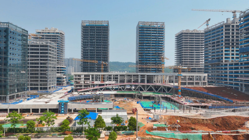 4月29日，世界计算·长沙智谷项目二区正在加紧施工建设。均为 湘江早报全媒体记者 罗钟杰 摄