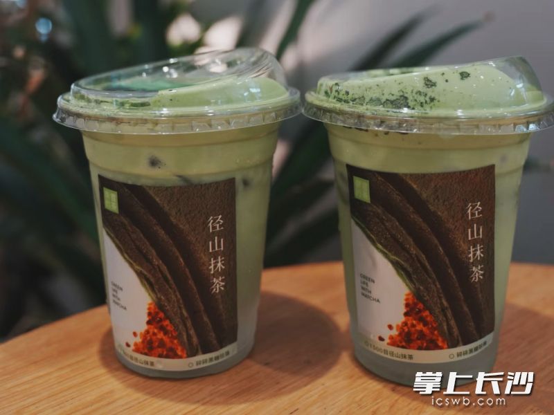 奈雪的茶、茶百道等多家茶饮品牌以“径山抹茶”为原料。
